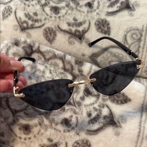 Stylish Black and Gold Sunglasses